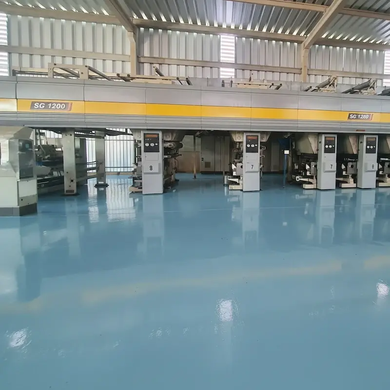 Painel de máquina Schiavi com componentes eletrônicos atualizados